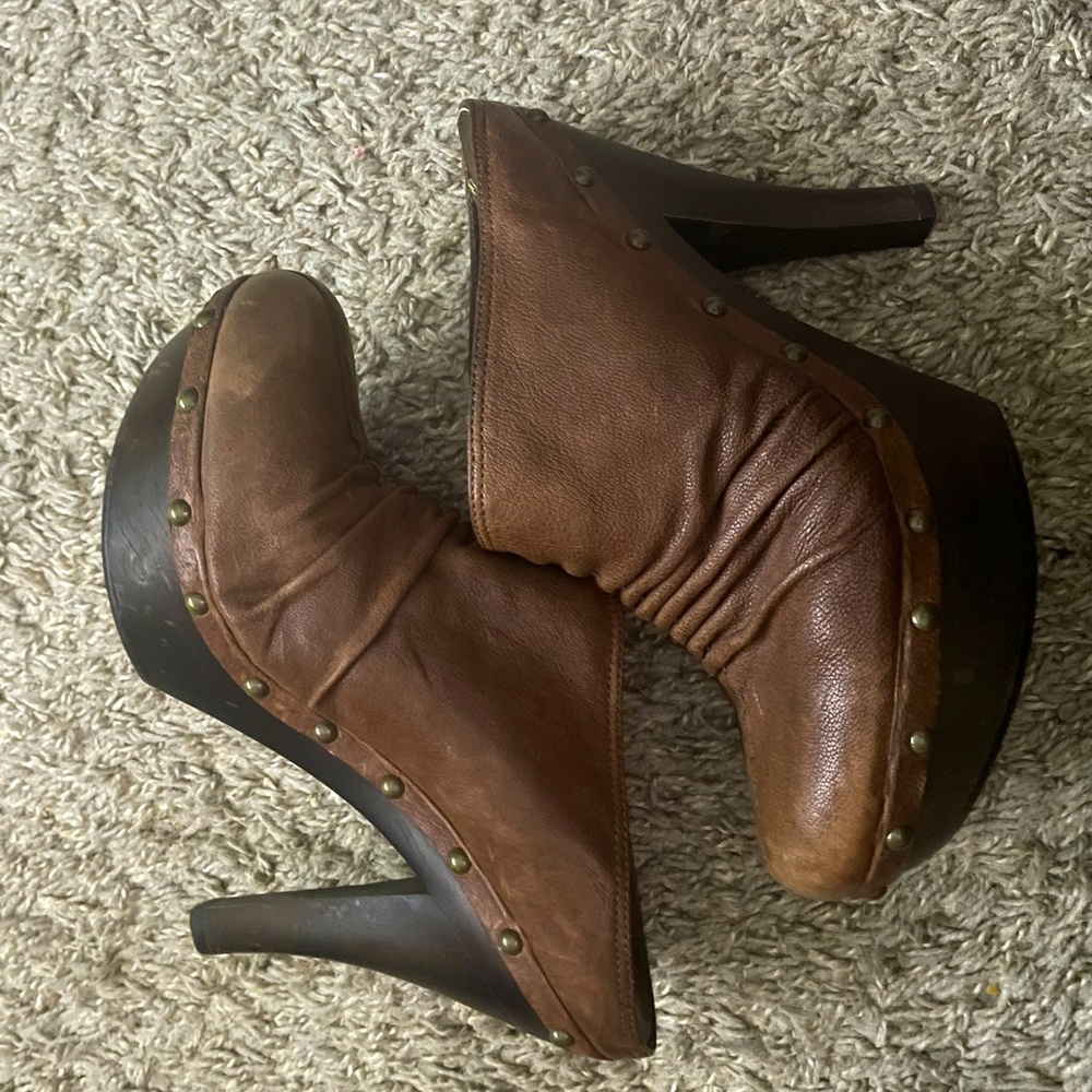 Guess distressed leather wooden clog heels